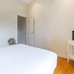 Magnifiques Et Lumineux De Charme Aux Quinconces Ideal Pour 4 Ou 6 Personnes ボルドー