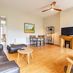 Magnifiques Et Lumineux De Charme Aux Quinconces Ideal Pour 4 Ou 6 Personnes