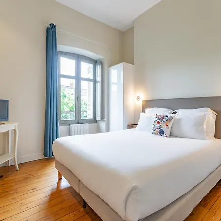 Magnifiques Et Lumineux De Charme Aux Quinconces Ideal Pour 4 Ou 6 Personnes דירה
