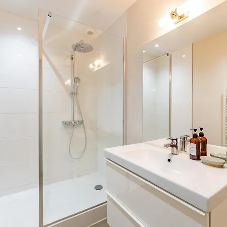 Apartment Magnifique Et Lumineux T3 De Charme Aux Quinconces Ideal Pour 4 Personnes *