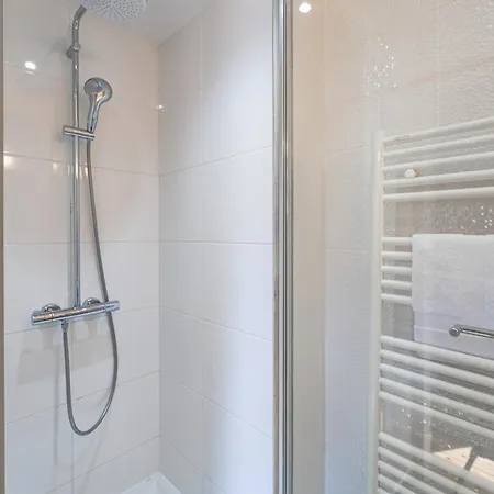 Magnifiques Et Lumineux De Charme Aux Quinconces Ideal Pour 4 Ou 6 Personnes アパート
