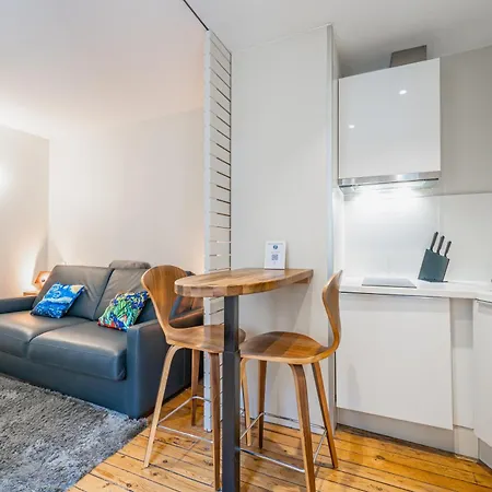 Magnifiques Et Lumineux De Charme Aux Quinconces Ideal Pour 4 Ou 6 Personnes דירה