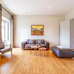 Magnifiques Et Lumineux De Charme Aux Quinconces Ideal Pour 4 Ou 6 Personnes *